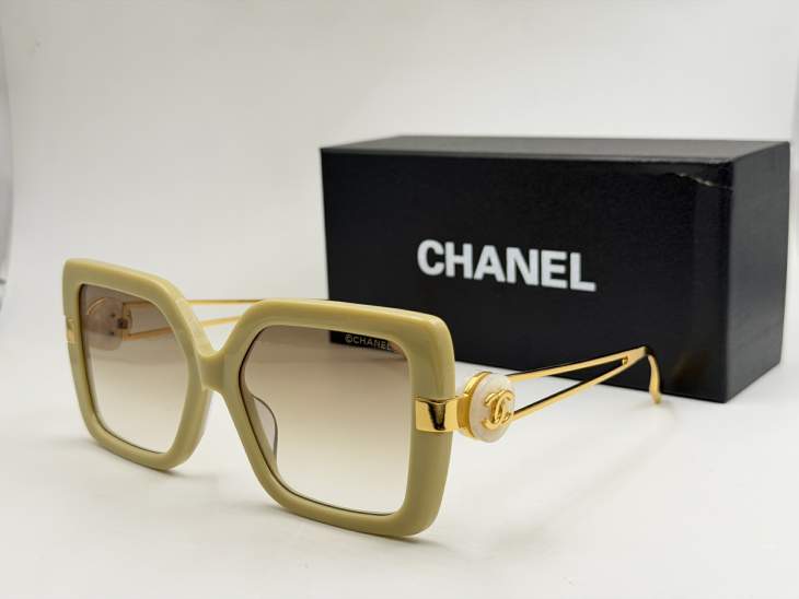 Picture of Chanel Sunglasses _SKUfw79278553fw